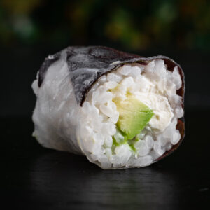 spring-roll-avocat-cheese