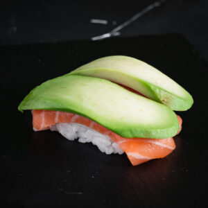 sushi-saumon-avocat